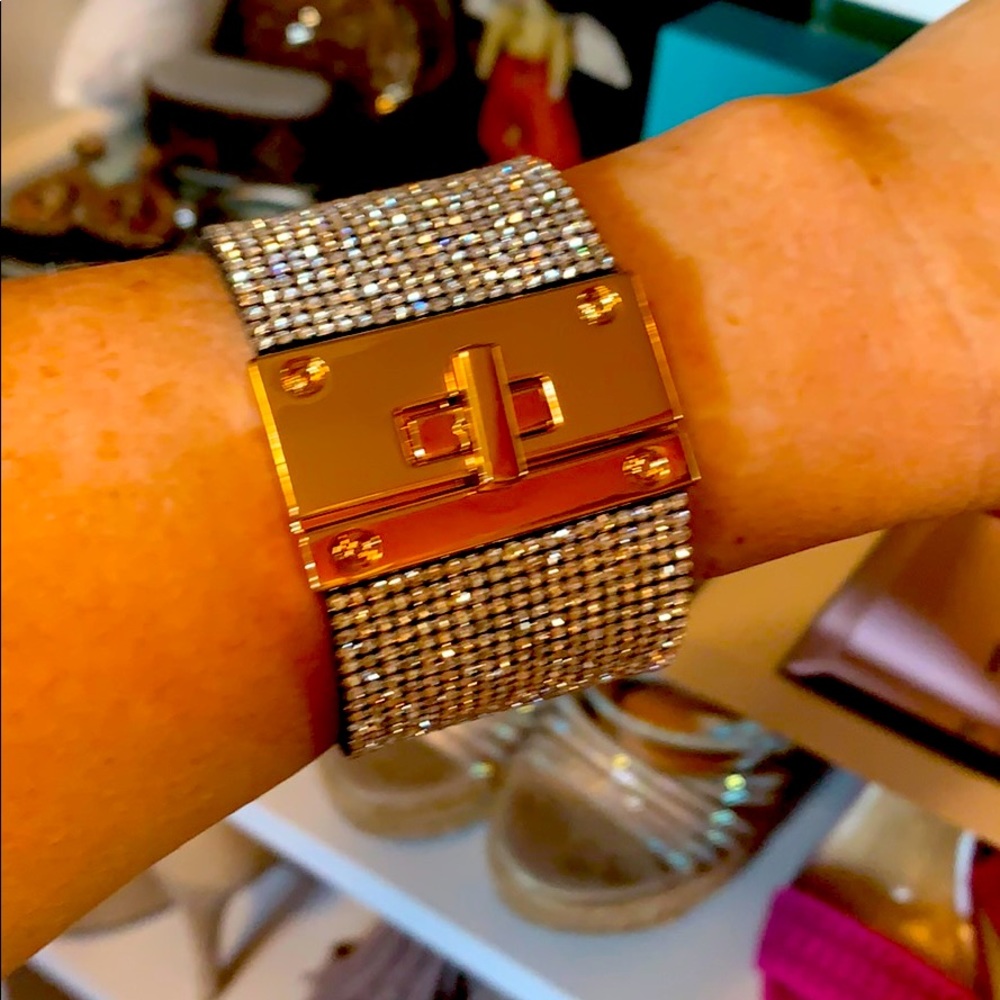 Gorgeous crystal cuff bracelet.
